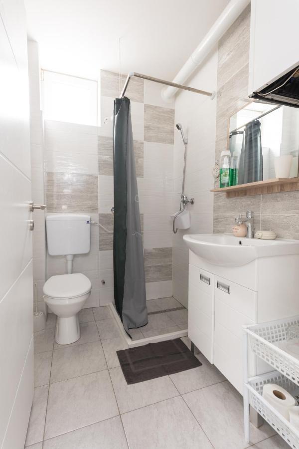 Apartmani kod Marka Pozega Bagian luar foto