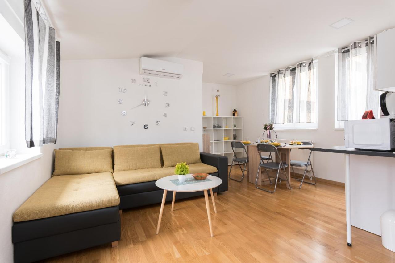 Apartmani kod Marka Pozega Bagian luar foto
